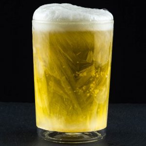 CoolDownDrink-Glas 280ml mit Bier CoolDownDrink-Glas 280ml mit Bier und Schaumkrone