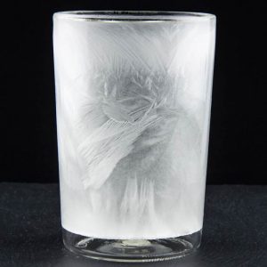 CoolDownDrink-Glas 280ml gefroren und einsatzbereit CoolDownDrink-Glas 280ml in gefrorenem Zustand