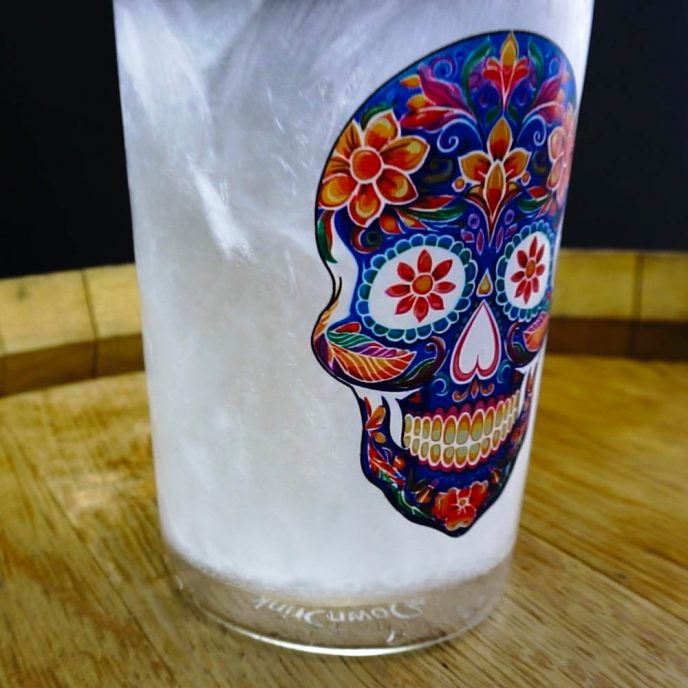 CoolDownDrink-Glas mit Bedruckung Mexican Skull, personalisiertes Glas, selbstkühlendes Glas Dieses Glas kühlt ohne Eis. Vergiss Eiswürfel.